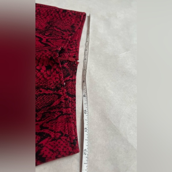 Reformation Marlon Pant Snake Print Cropped High Rise Size 2 Red - Picture 5 of 9